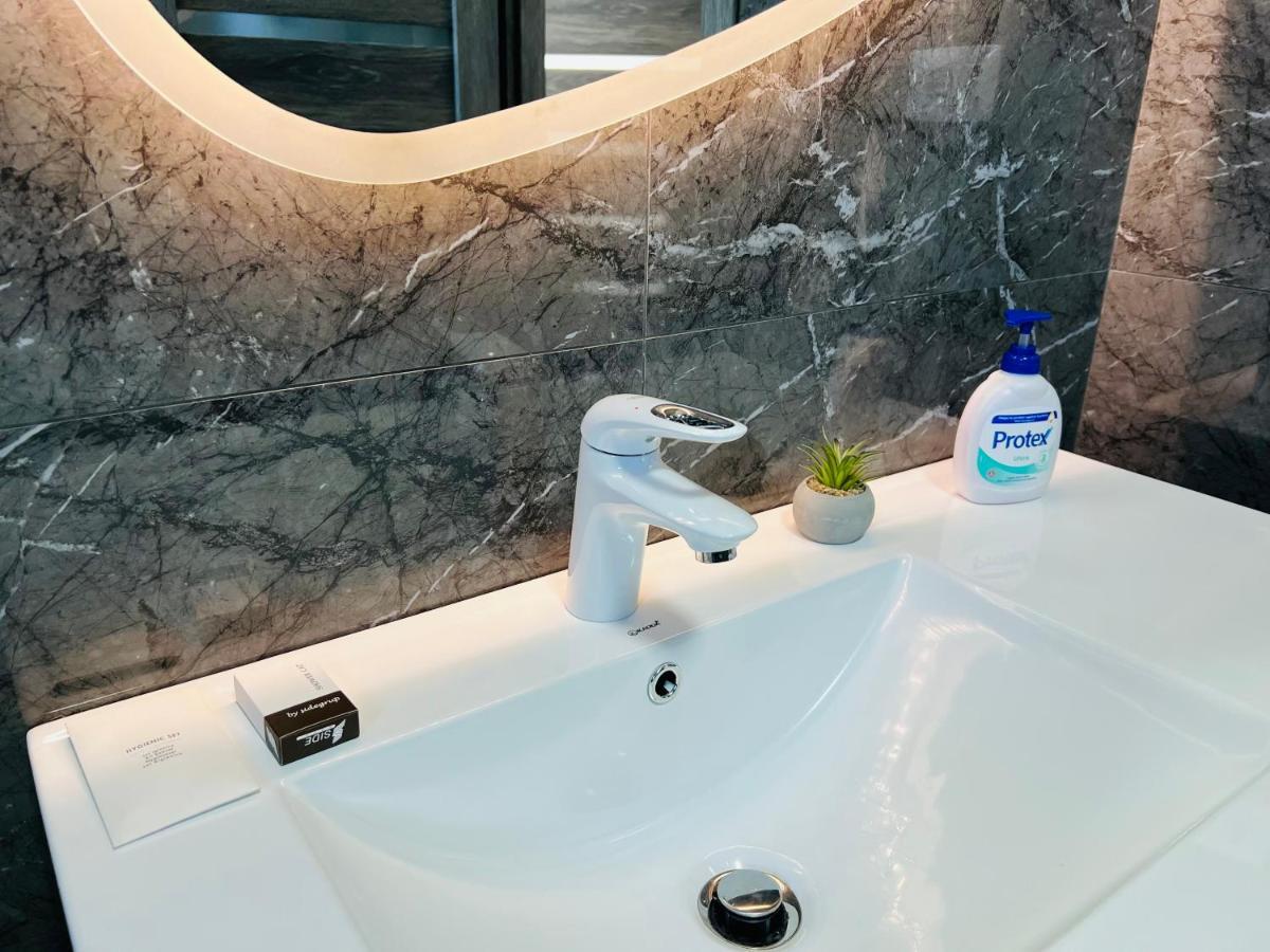 Altheda Living Blue Luxury 29E-4 Appartamento Sfintu Ilie Esterno foto